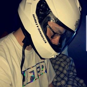 Meet your Posher, Logan